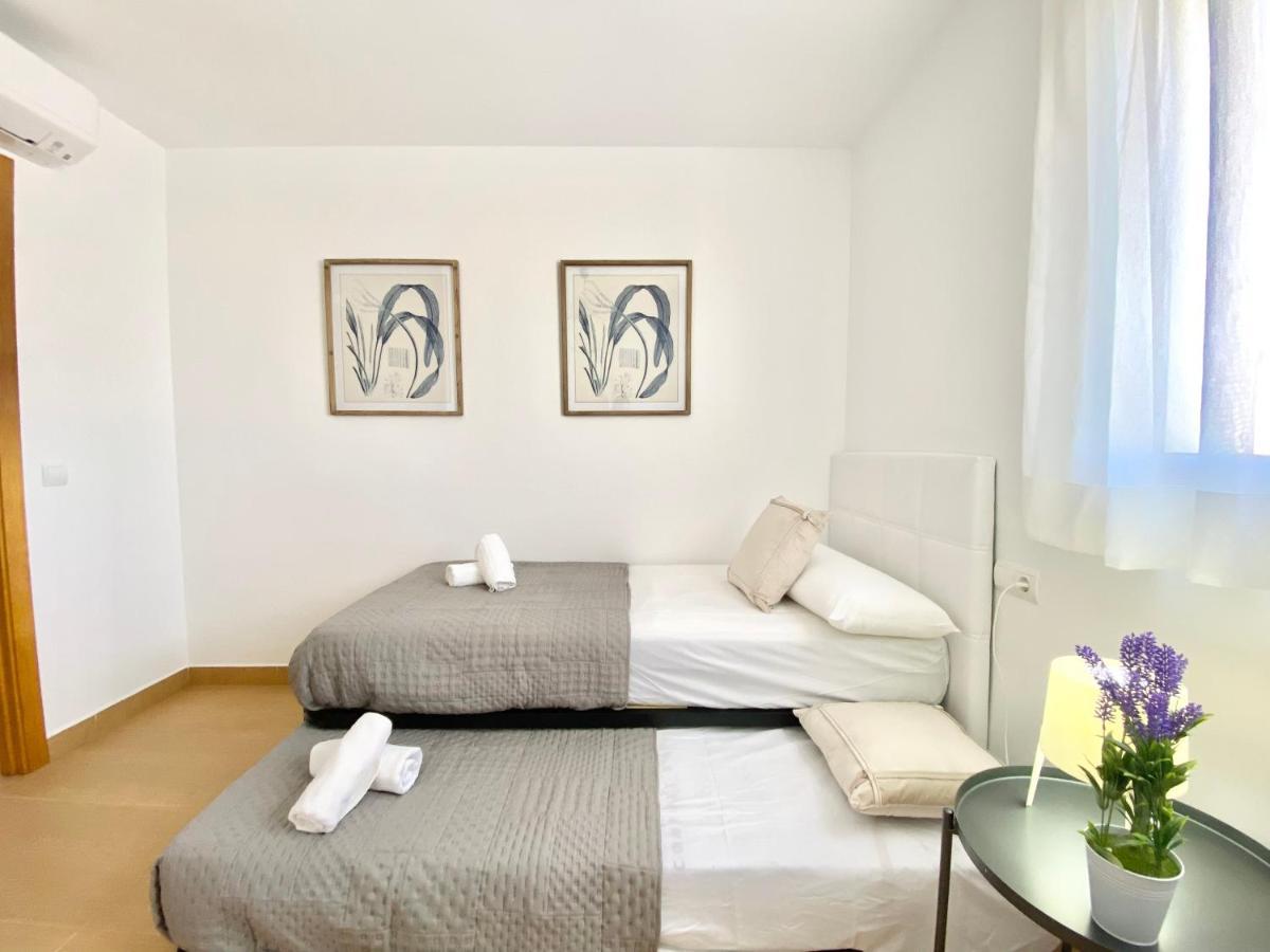 קמברילס Sofia Suites מראה חיצוני תמונה