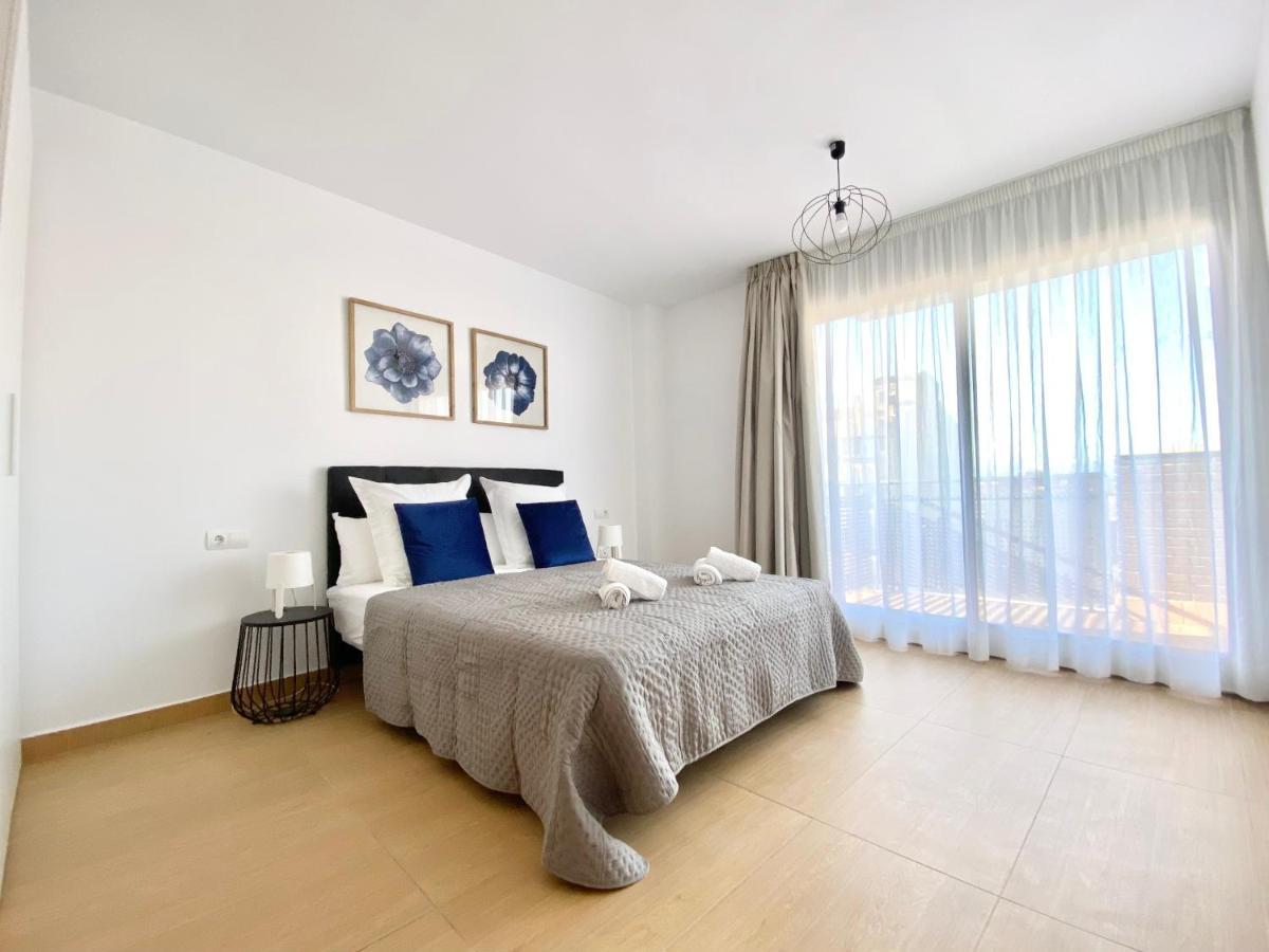 קמברילס Sofia Suites מראה חיצוני תמונה